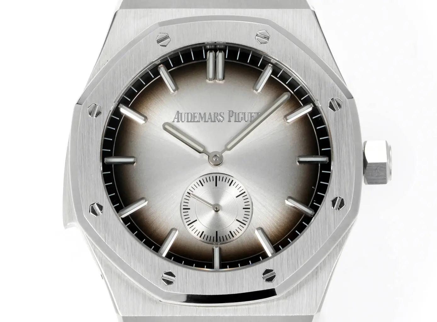 Audemars Piguet Royal Oak Series Men's watch - Silver Stainless Steel Dial with Gradient Grey. - Image 3