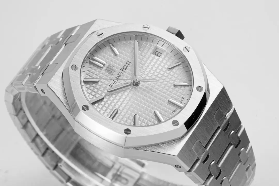 Audemars Piguet Royal Oak Watches with Cal. Watch with Cal. - Image 3