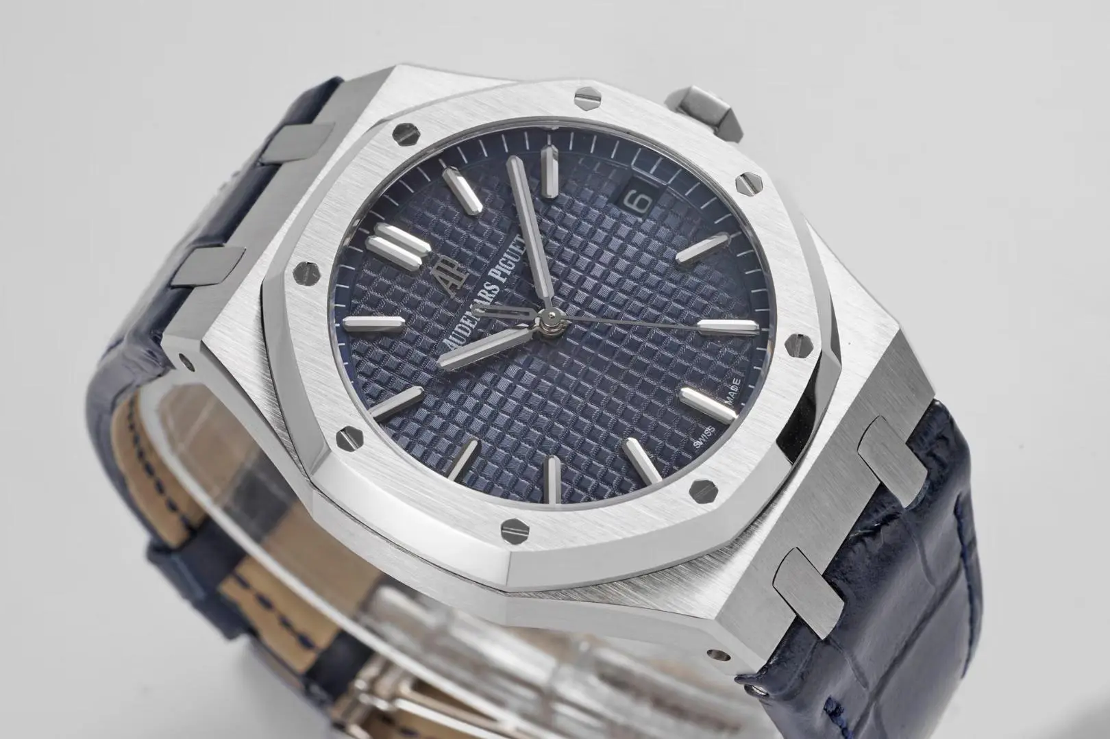 Audemars Piguet Royal Oak Stainless Steel Watch 15500 with Blue Dial on Leather Strap - Image 3
