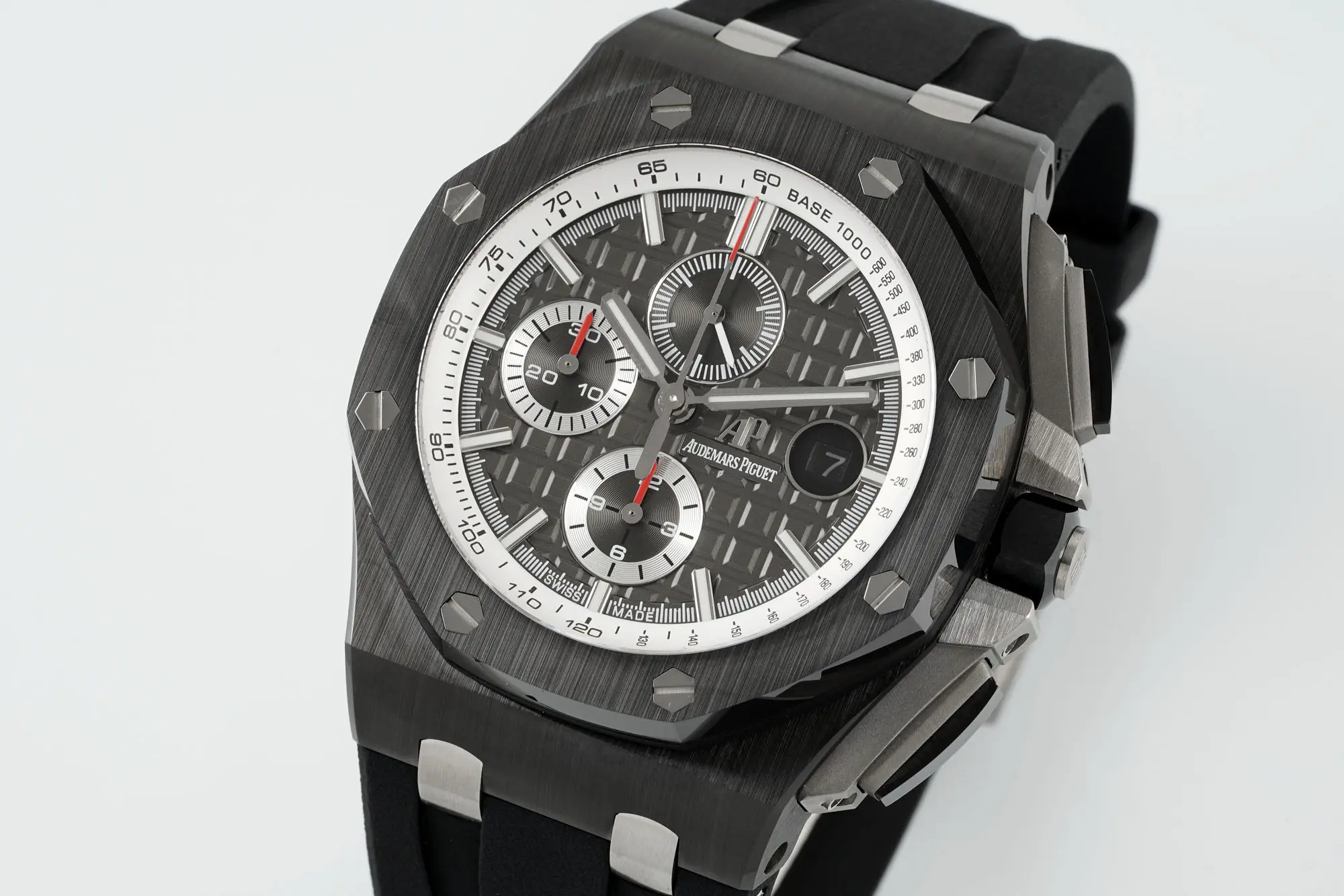 Royal Oak Offshore 26400 series watch - Black Ceramic Chronograph Style - Image 4