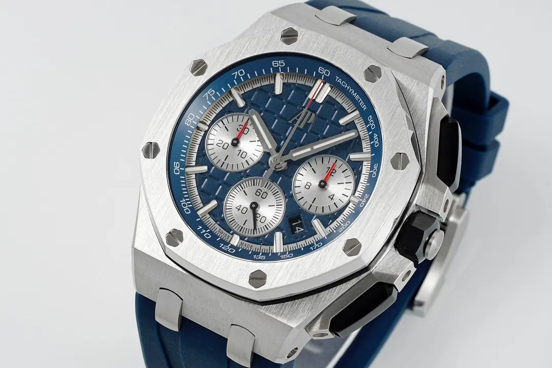 Audemars Piguet Royal Oak Offshore Chronograph with Blue Dial on Stainless Steel Strap - Image 4