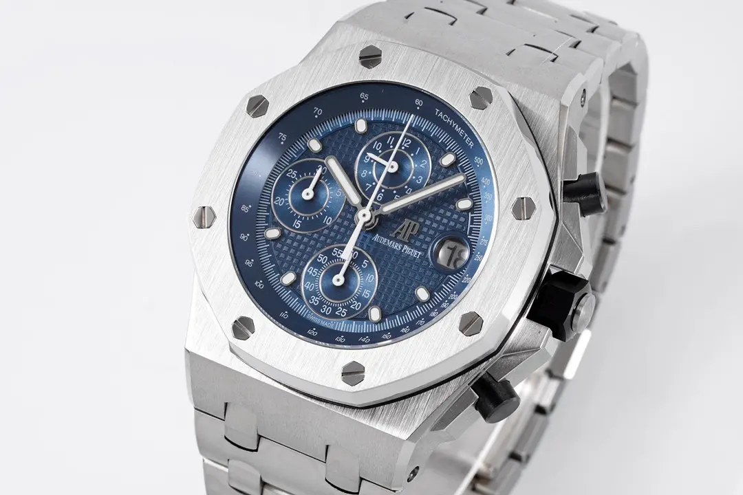 Audemars Piguet Royal Oak Offshore Stainless Steel Bracelet Watch With Blue Dial And 4404 Chronograph Motion - Image 4