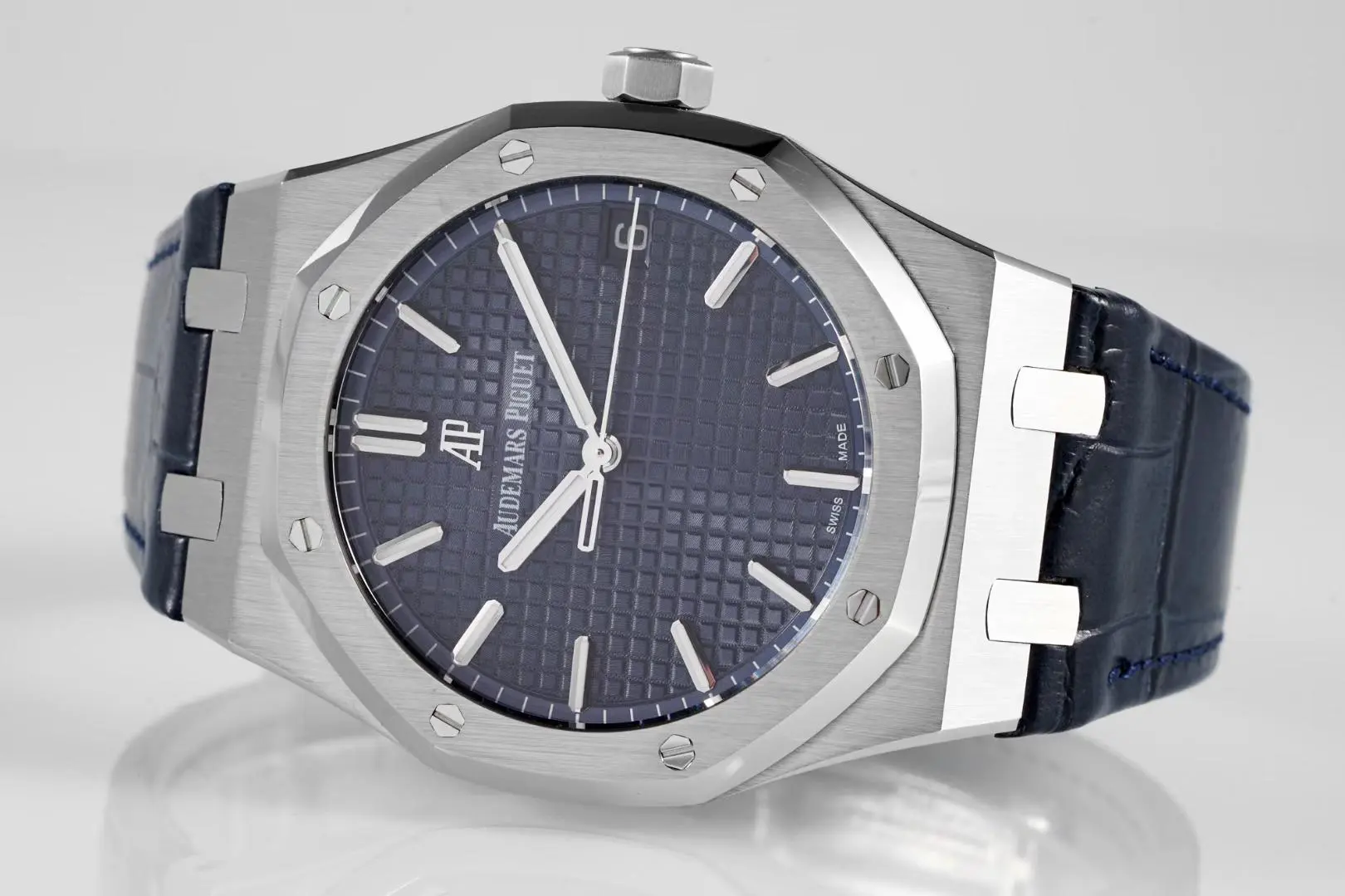Audemars Piguet Royal Oak Stainless Steel Watch 15500 with Blue Dial on Leather Strap - Image 5