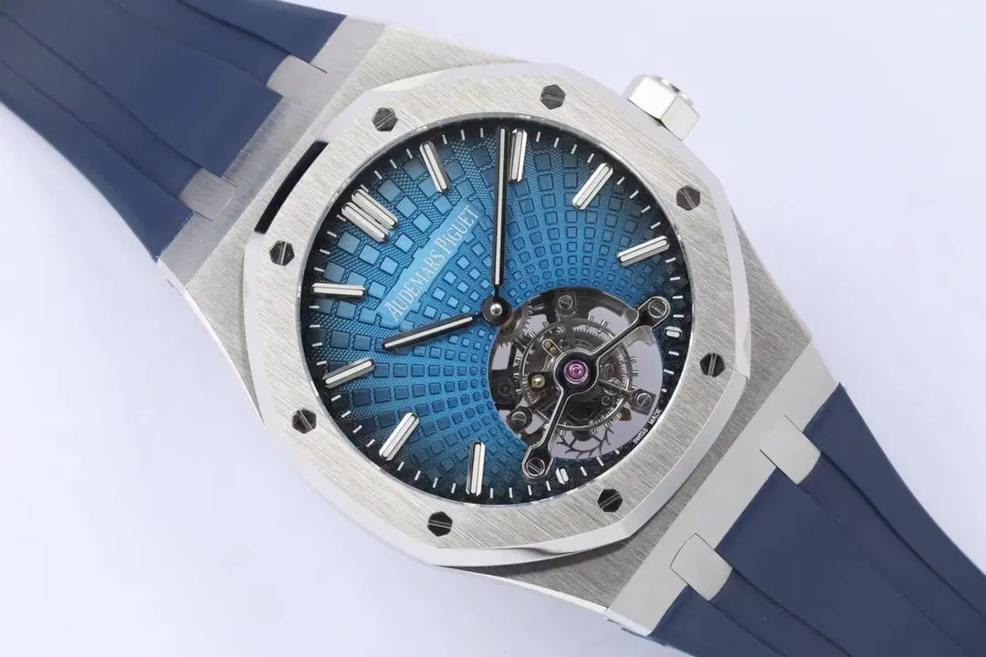 Audemars Piguet Royal Oak ultra-thin tourbillon - Blue Dial, Platinum Hands and Silicone Strap. 41mm Stainless steel Case. - Image 5