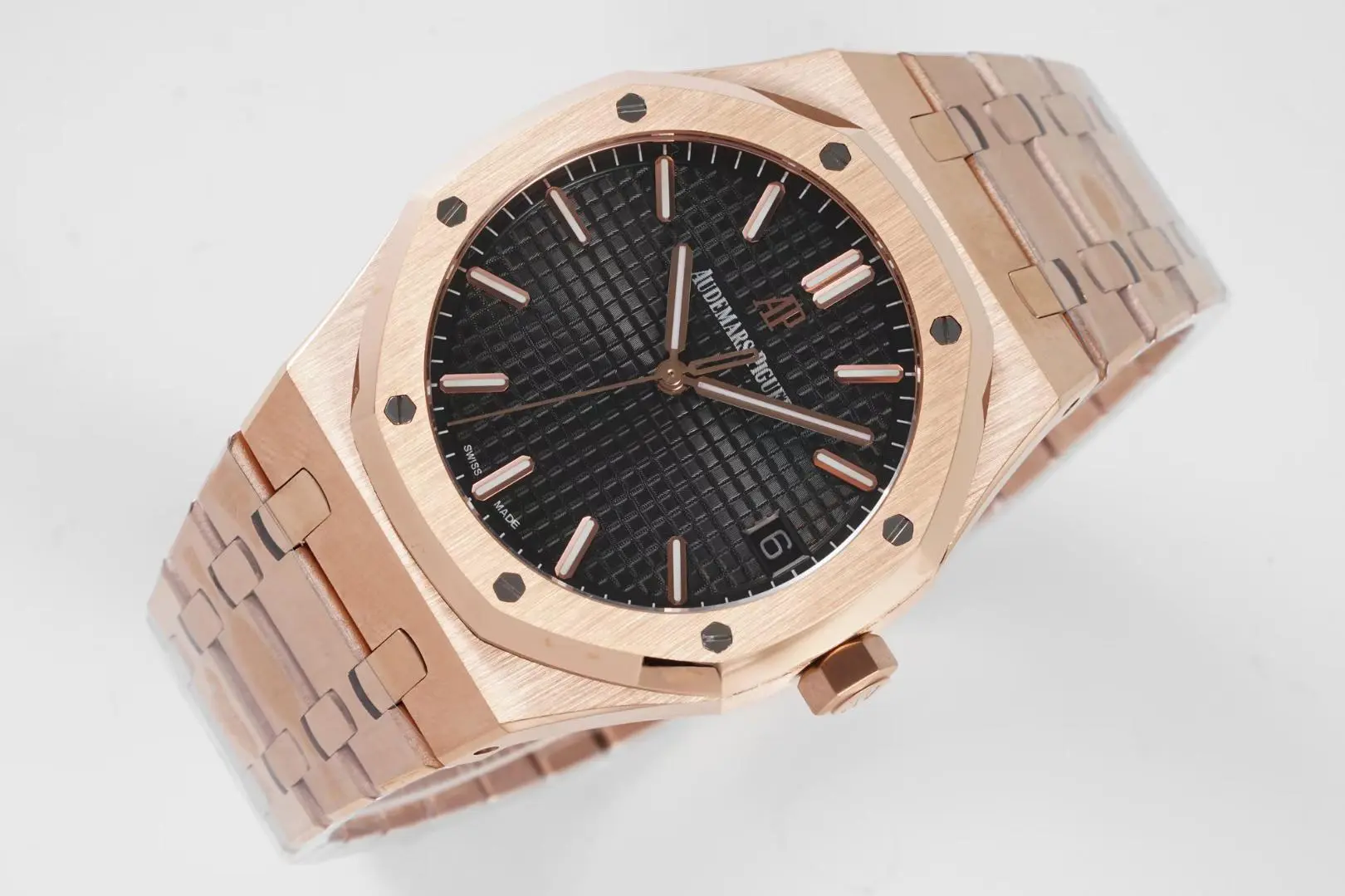 Audemars Piguet Royal Oak Black Dial 15500 Rose Gold Watch - Image 6