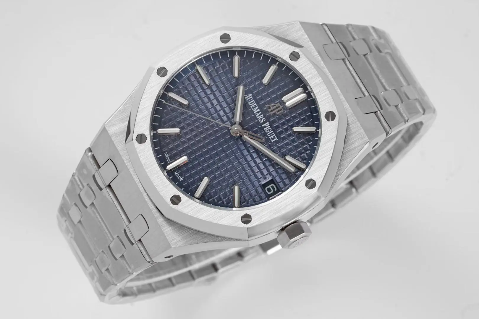 Audemars Piguet Royal Oak Stainless Steel Watch 15500 with Blue Dial Automatic Movement - Image 6