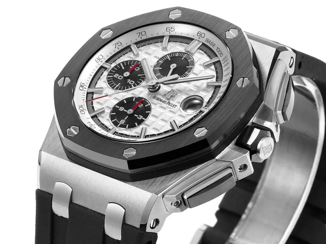 Audemars Piguet Royal Oak Offshore Chronograph in Silver and Black with Rubber Strap - Image 6