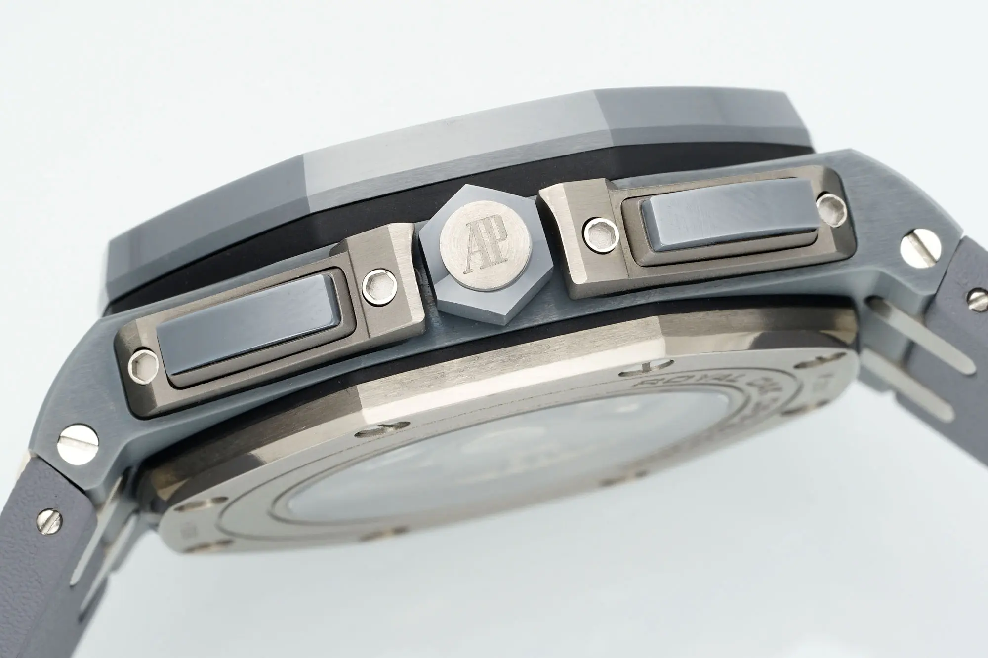 Royal Oak Offshore 26400 series watch - Grey Ceramic with Blue Dial and Chronograph Style - Image 7