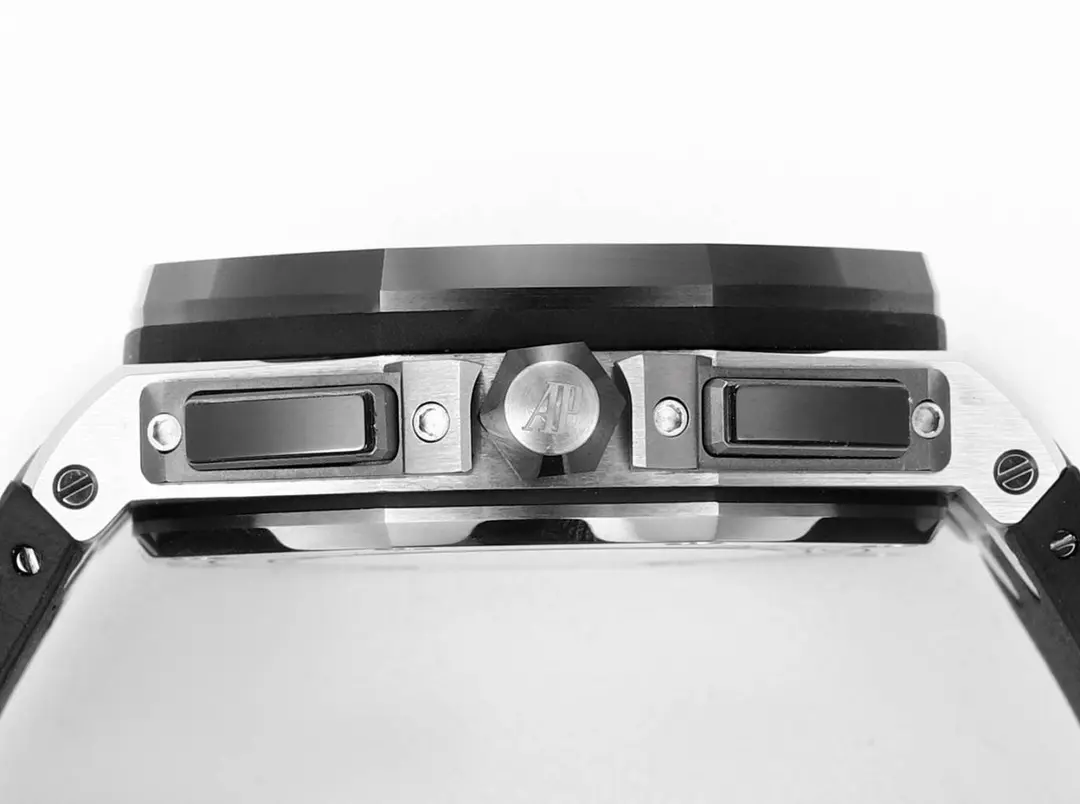 Audemars Piguet Royal Oak Offshore Chronograph in Silver and Black with Rubber Strap - Image 7