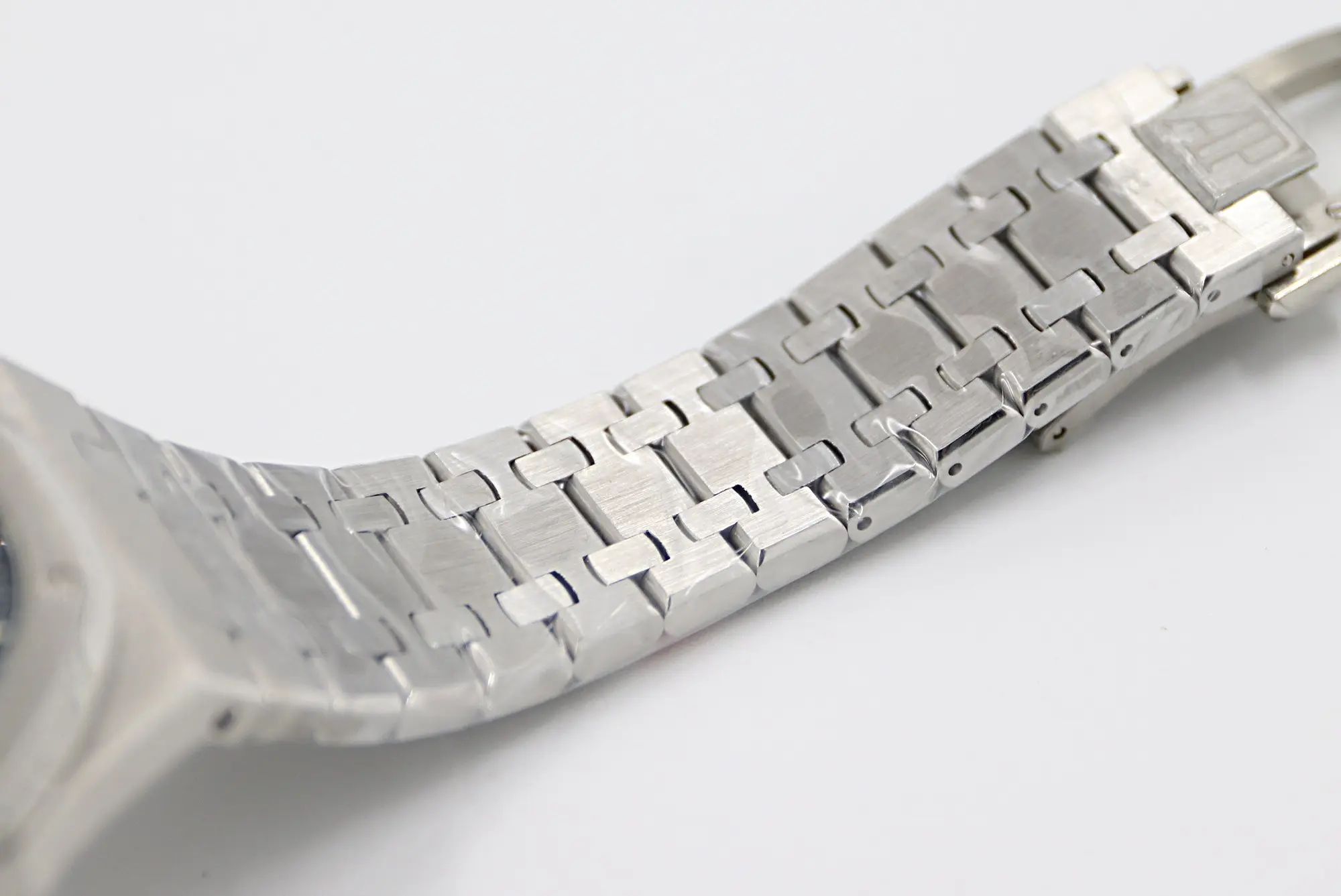 Audemars Piguet Royal Oak Ultra Thin Tourbillon Watch ?C Blue Dial Stainless Steel Case V2 Upgrade Edition 2020, Model 26522CE.00.1220TI.01 - Image 8