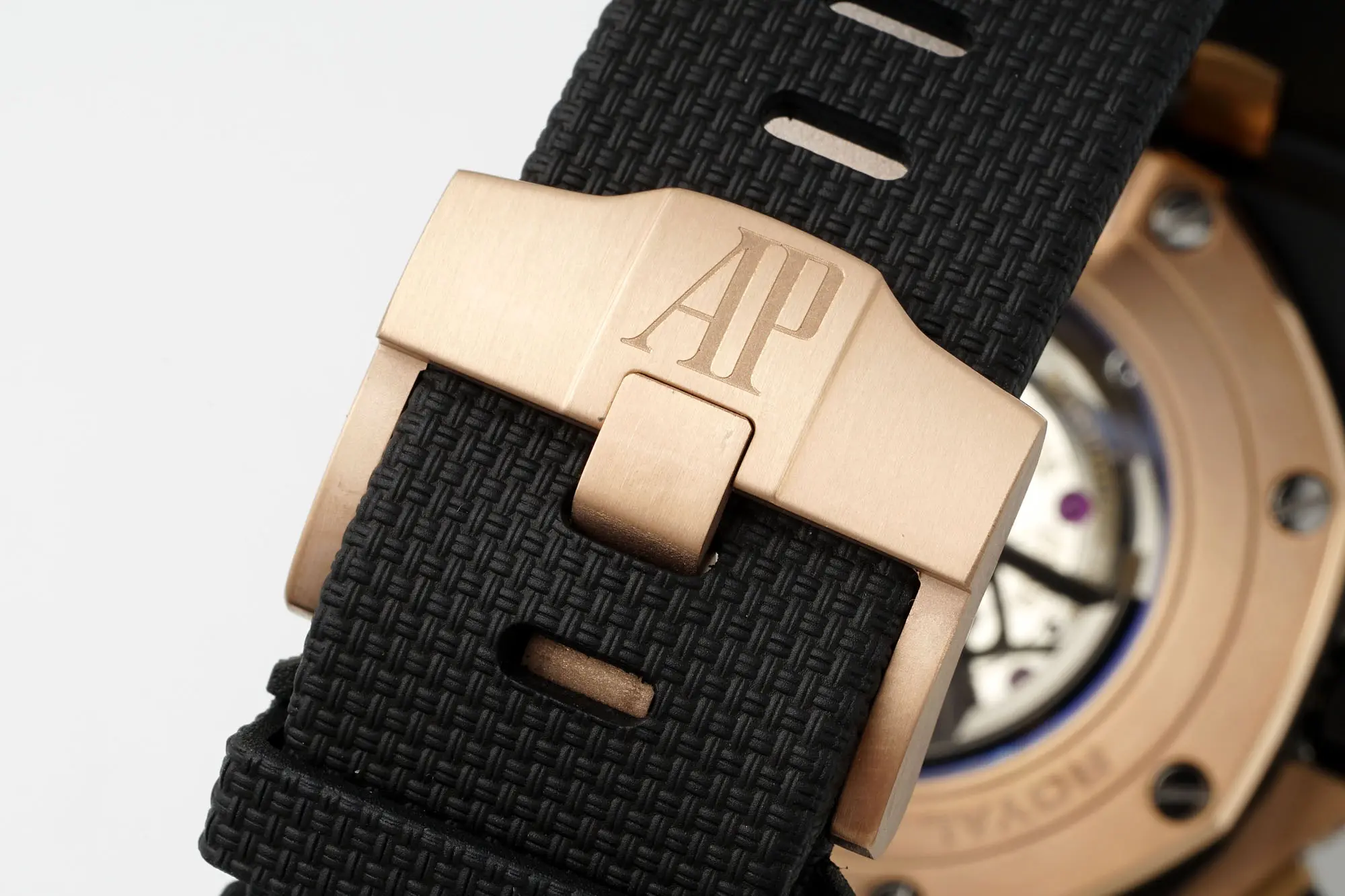 Royal Oak Offshore 26400 series watch - Black and Rose Gold ceramic - Chronograph style - Image 10