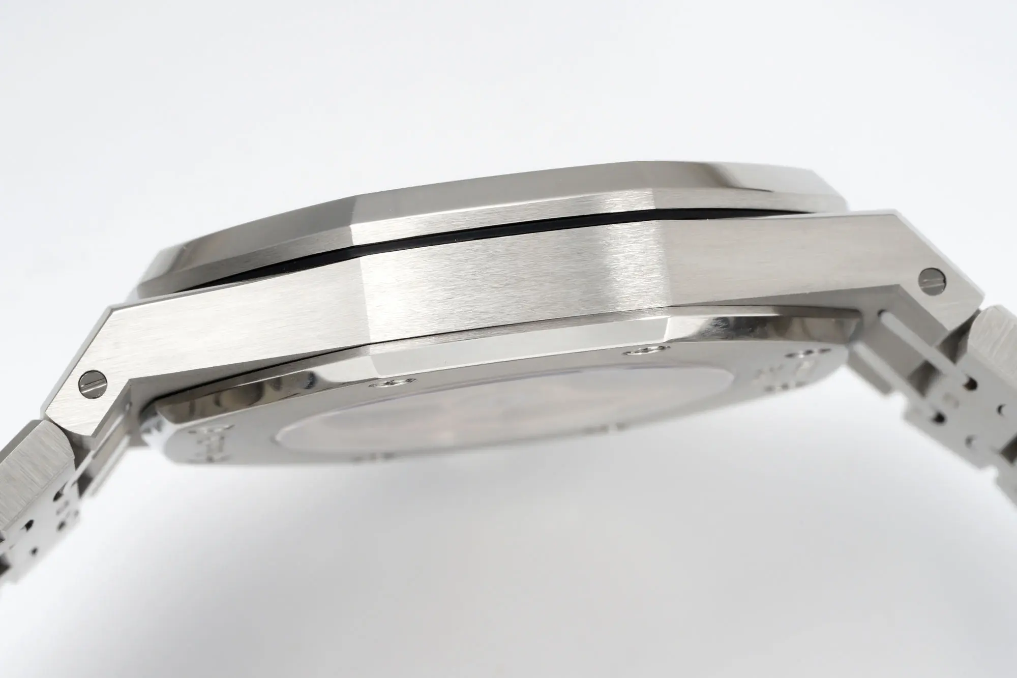 Audemars Piguet Royal Oak Offshore Men's Mechanical watch - Silver with Skeleton dial, 41mm case, Calibre 3132 Movement - Image 10